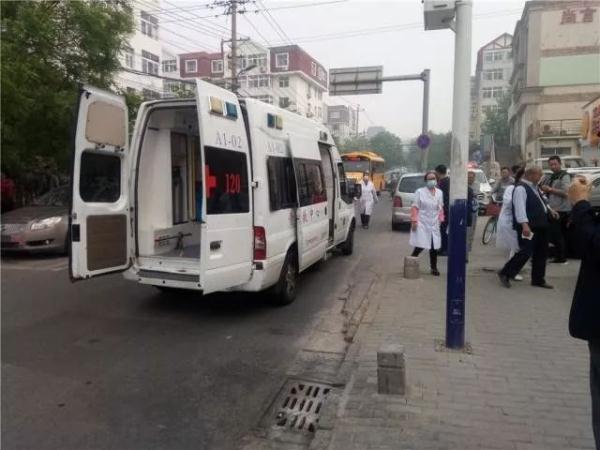 突發(fā)！青島一居民樓發(fā)生爆燃！已造1人死亡，7人受傷！3公里外有震感…